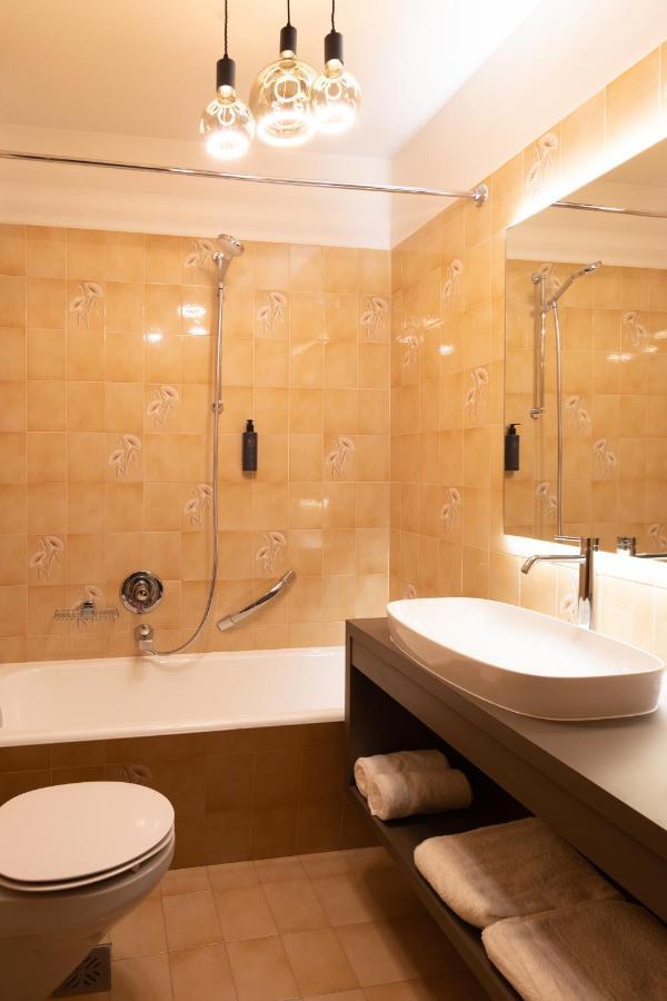 Noessinghof Bed & Breakfast Tirolo Luaran gambar